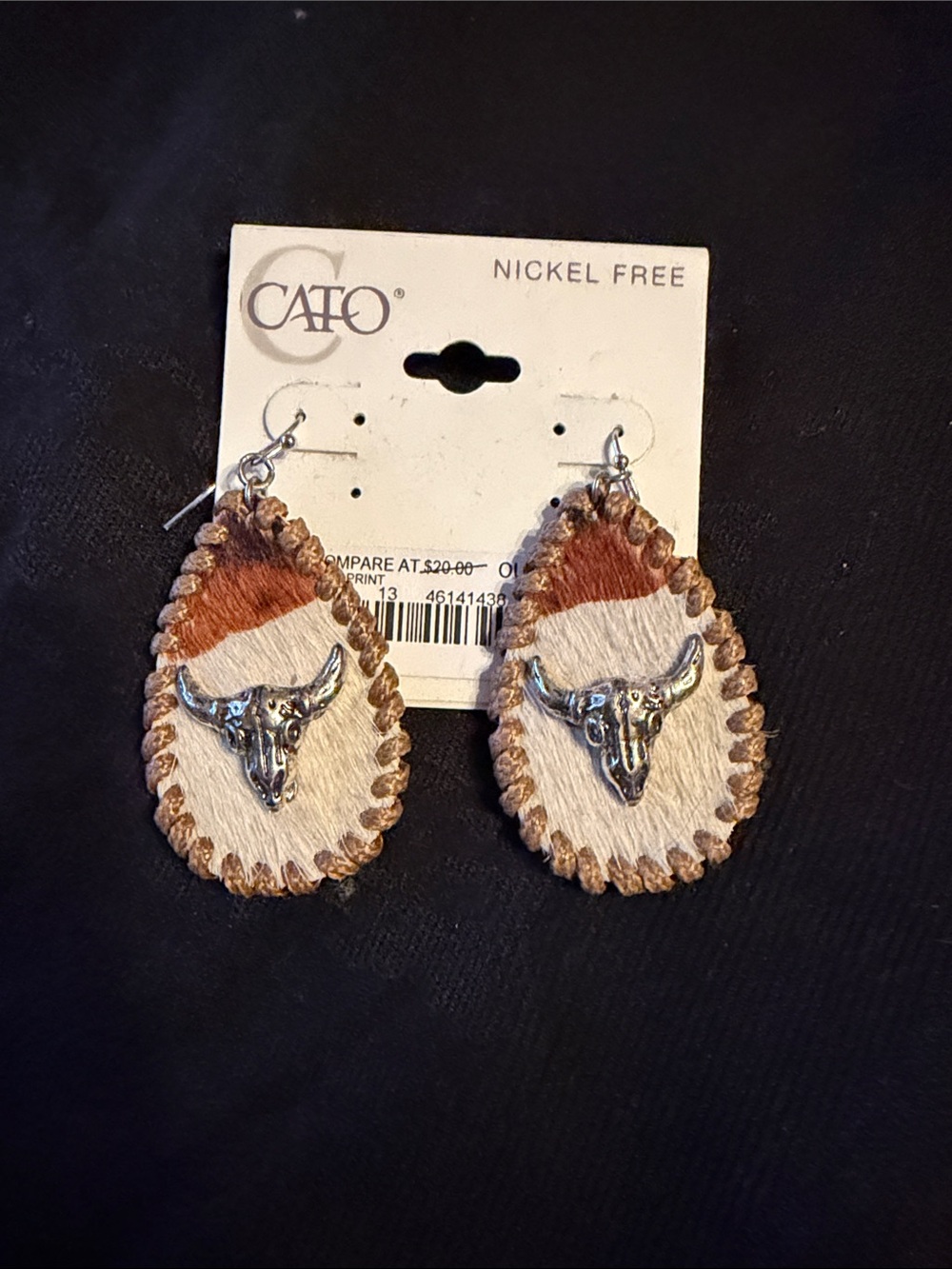 Cato Two-Tone Tan & Cream Bull Skull Teardrop Earrings